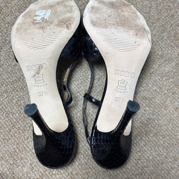 Rodo black strappy sandal - Picture 4 of 4